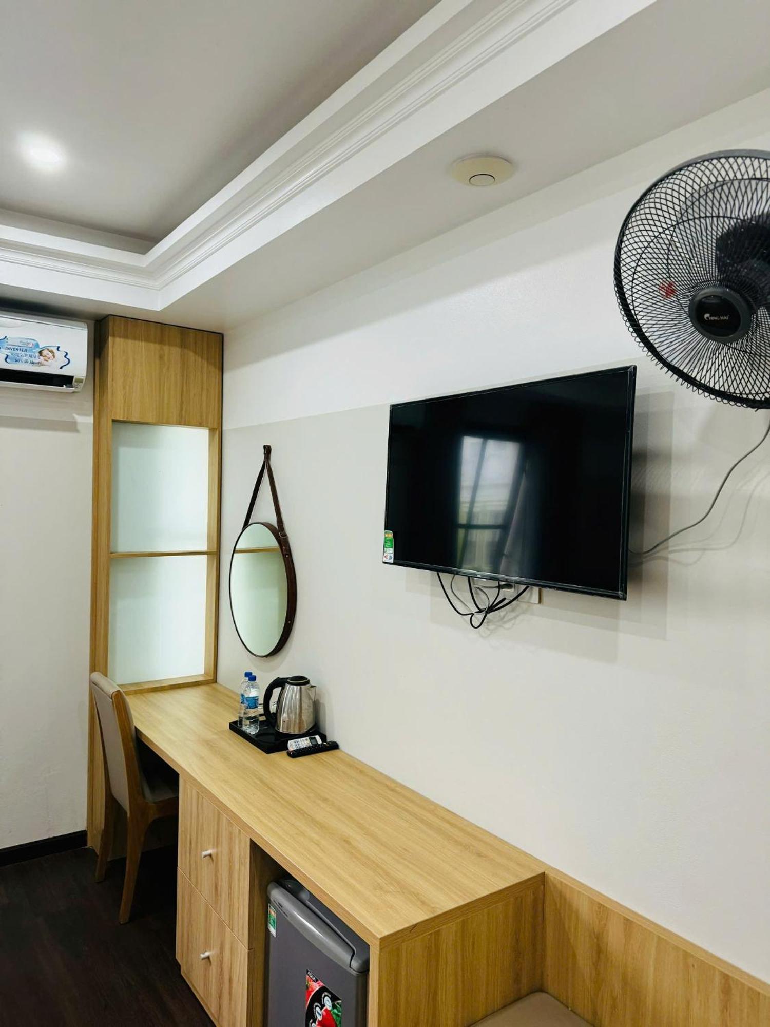 Ha Long Cozy Hotel Bagian luar foto