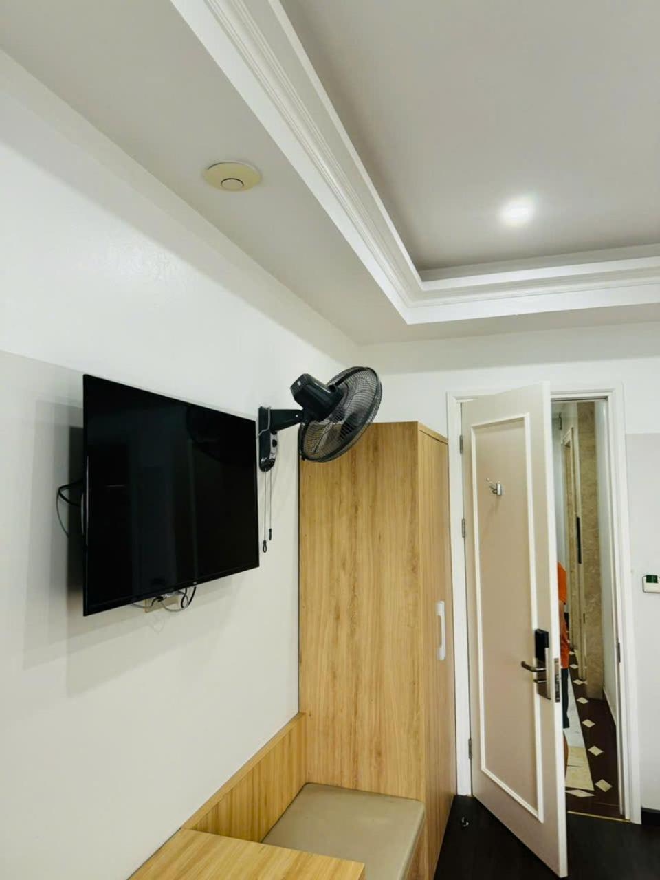 Ha Long Cozy Hotel Bagian luar foto